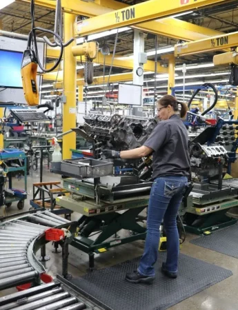 working-hard-to-get-you-the-best-product-640w