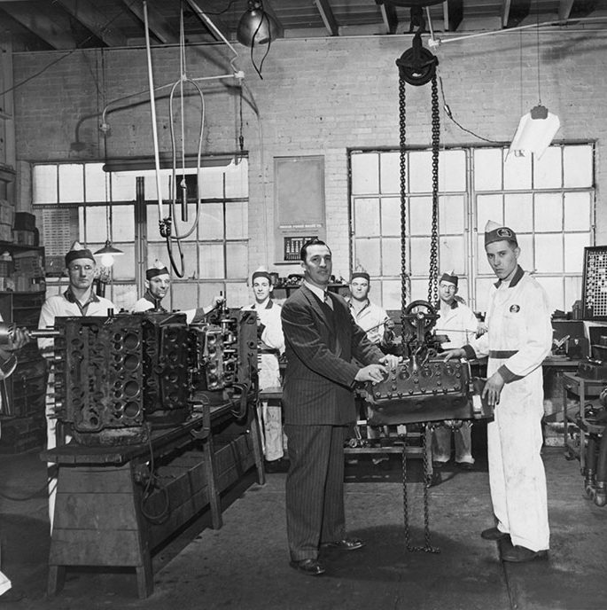 Alvin-Ruxer-in-Shop-1943